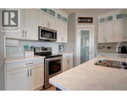 Bedroom - 685 West Highland Crescent, Carstairs, AB T0M0N0 Photo 10