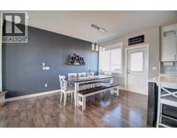 Bedroom - 685 West Highland Crescent, Carstairs, AB T0M0N0 Photo 8