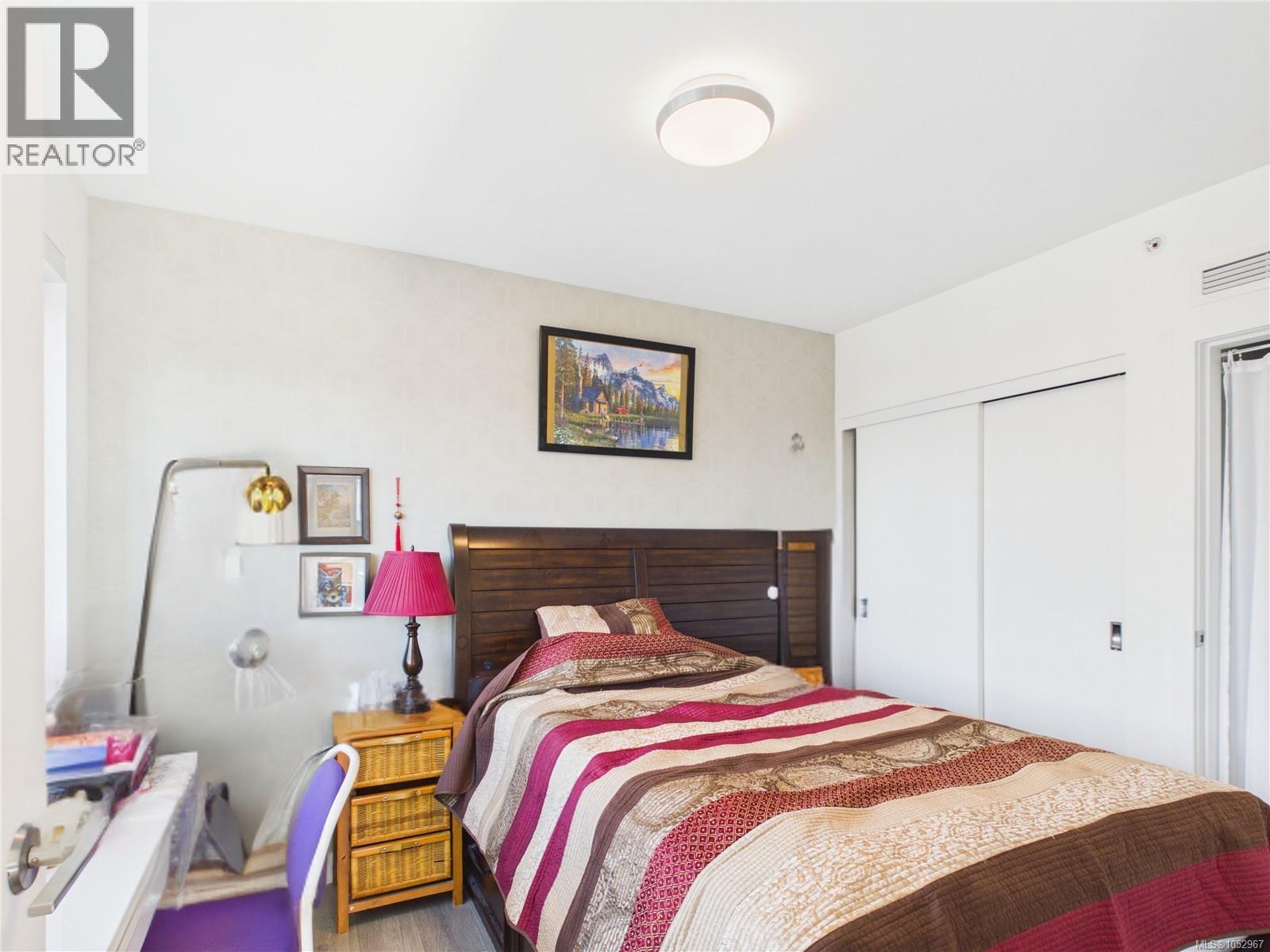 709 838 Broughton Street, Victoria