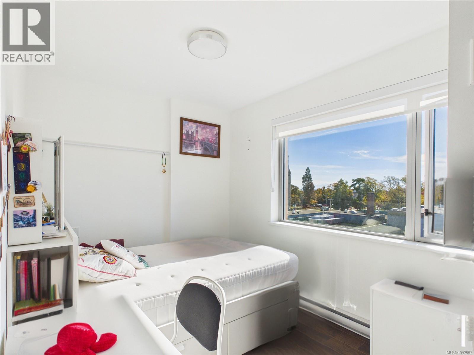 709 838 Broughton Street, Victoria