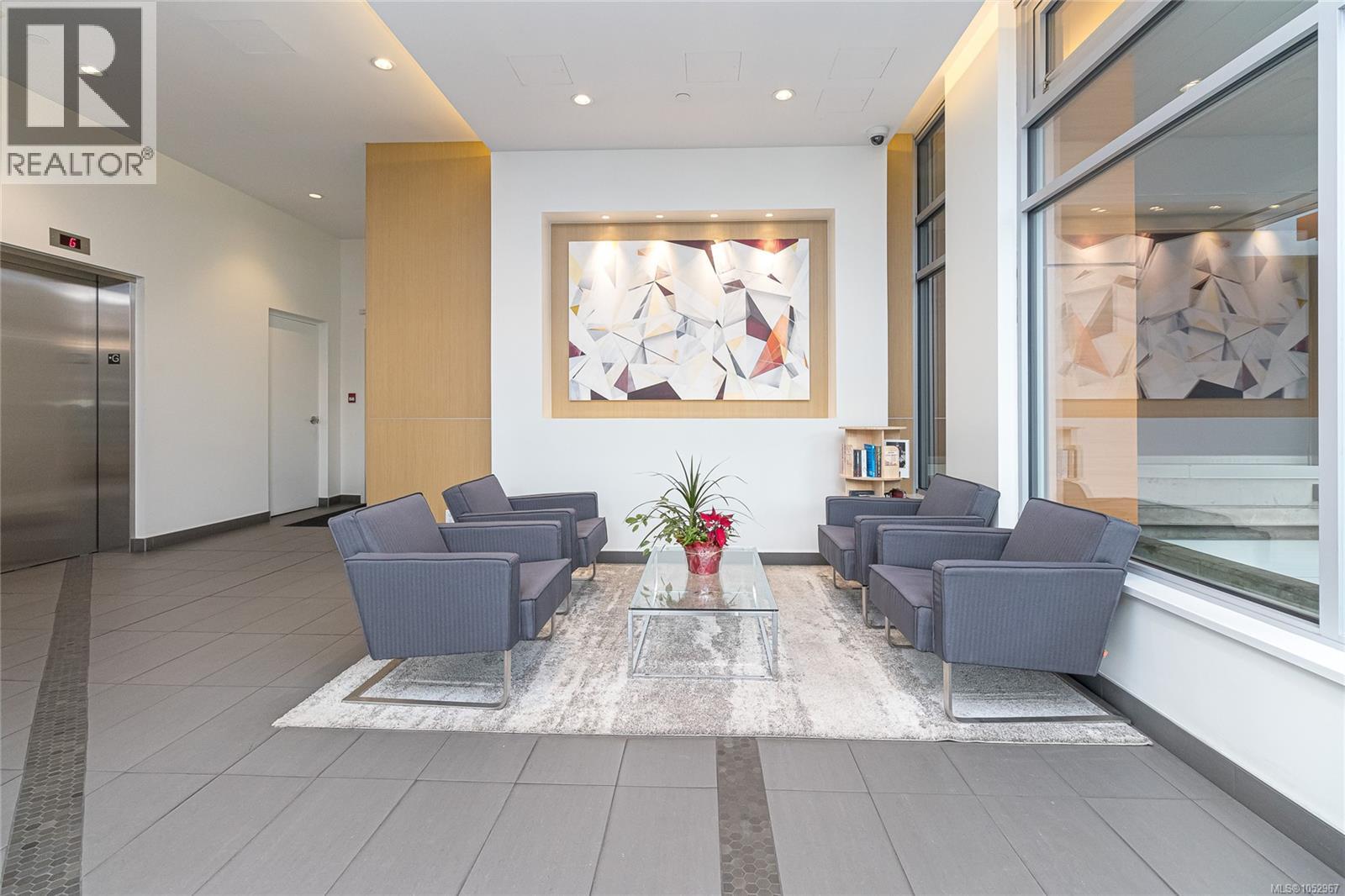 709 838 Broughton Street, Victoria