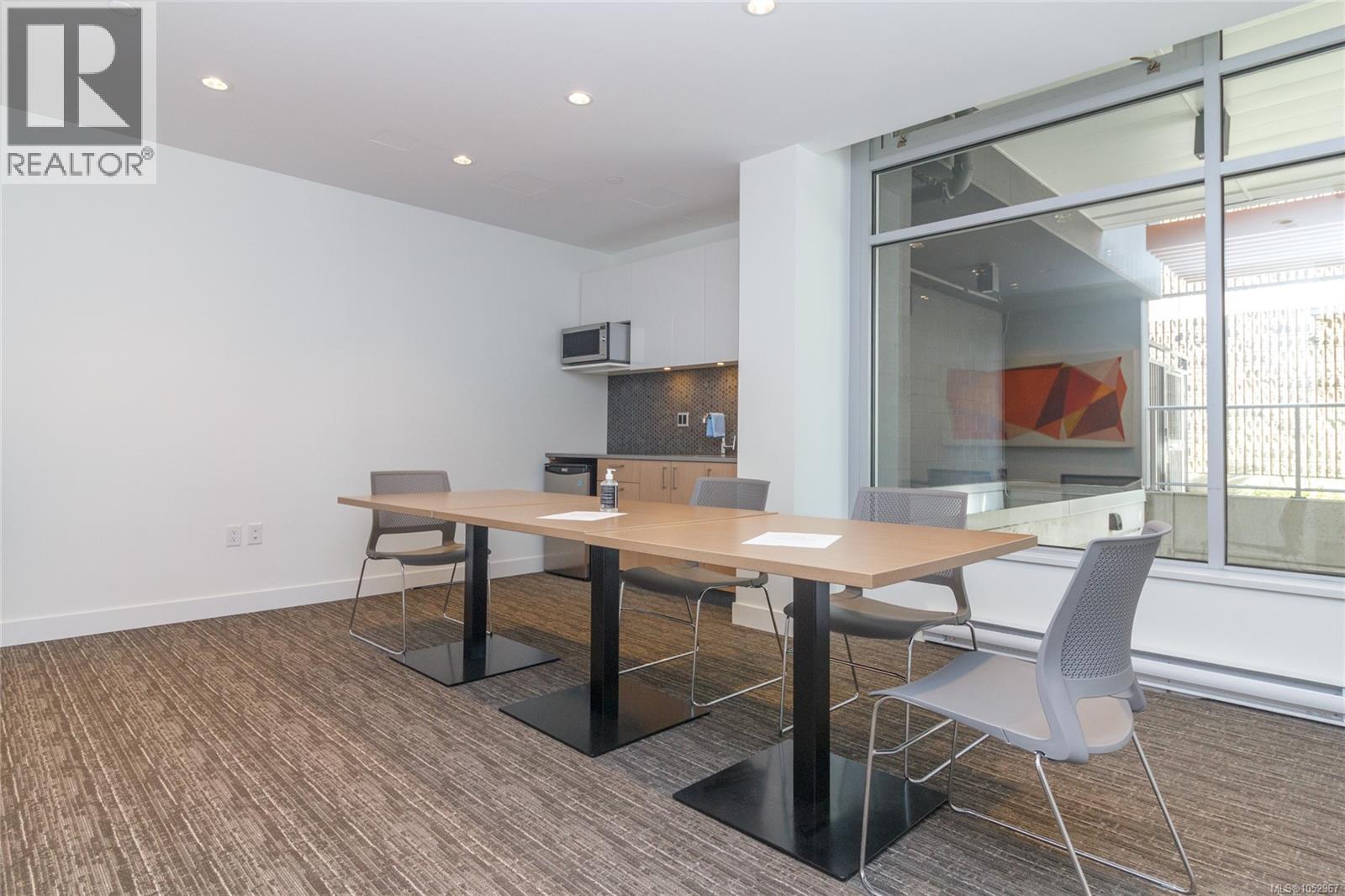 709 838 Broughton Street, Victoria