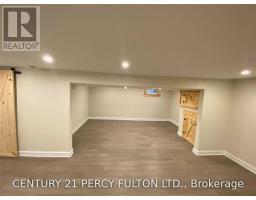 40 Macnaughton Drive, Innisfil, ON L0L1R0 Photo 11