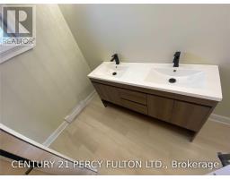 40 Macnaughton Drive, Innisfil, ON L0L1R0 Photo 15