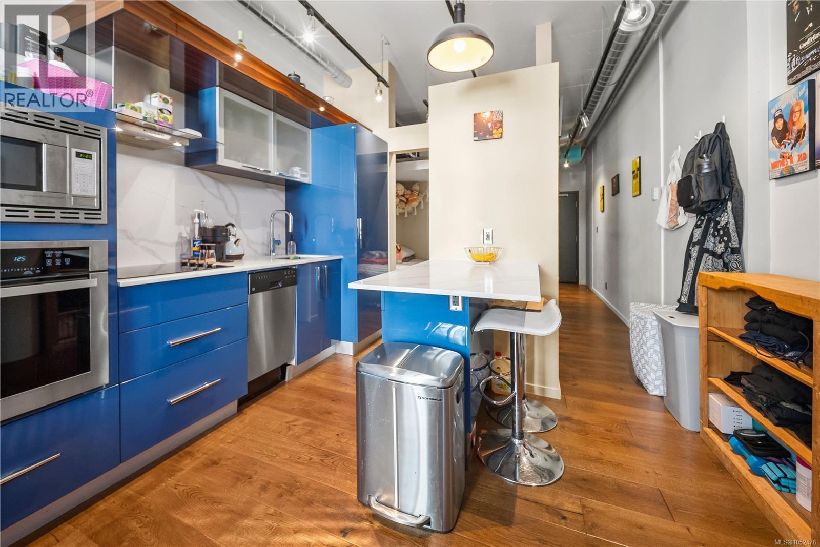 415 1029 View St, Victoria - Image 1
