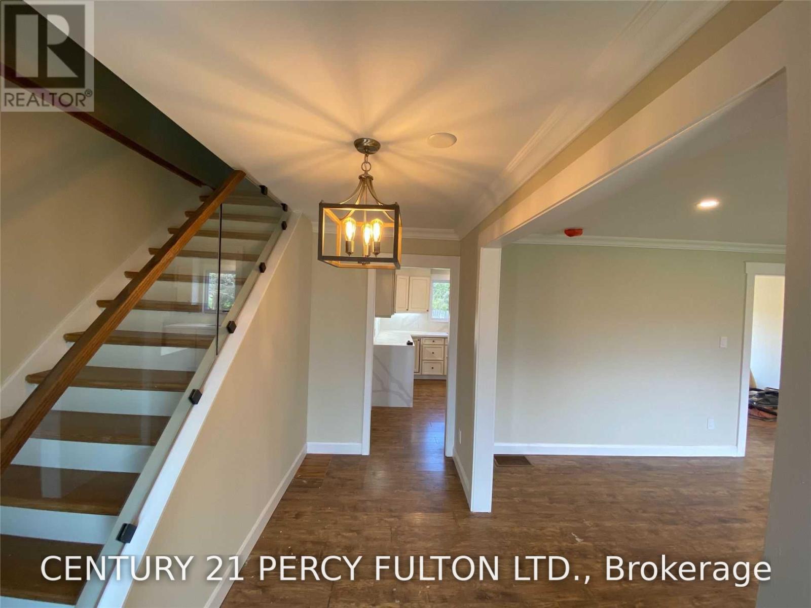 40 Macnaughton Drive, Innisfil photo 2