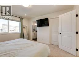 301 Sundown Road, Cochrane, AB T4C2T2 Photo 25