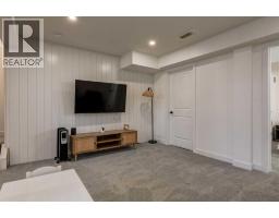 301 Sundown Road, Cochrane, AB T4C2T2 Photo 38
