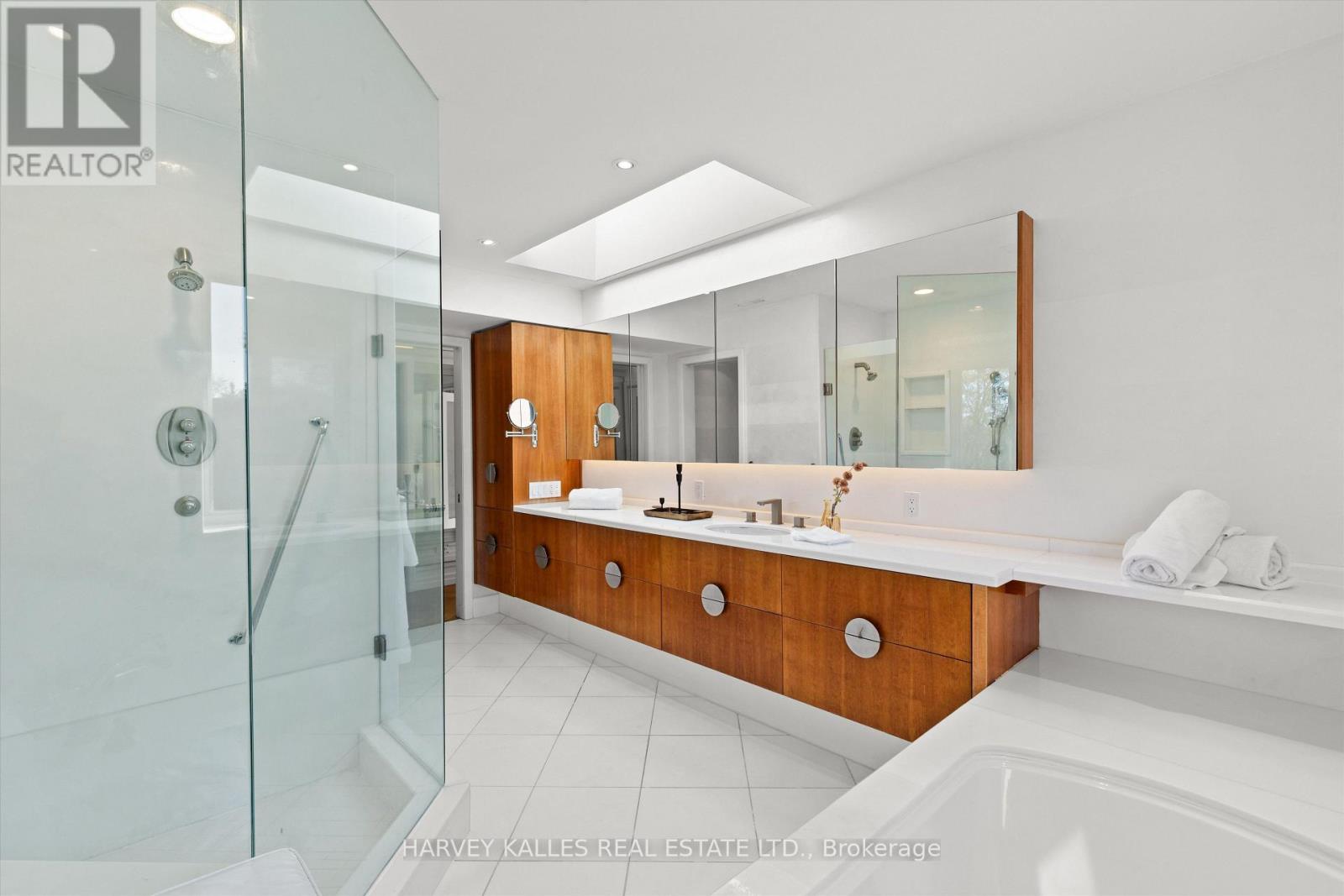 111 Laurelcrest Avenue, Toronto, ON photo 32