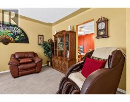 Living room - 3620 Dover Ridge Drive Se, Calgary, AB T2B2B4 Photo 6