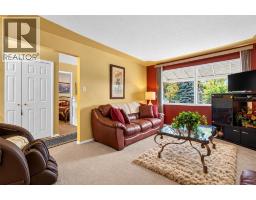 Bedroom - 3620 Dover Ridge Drive Se, Calgary, AB T2B2B4 Photo 9