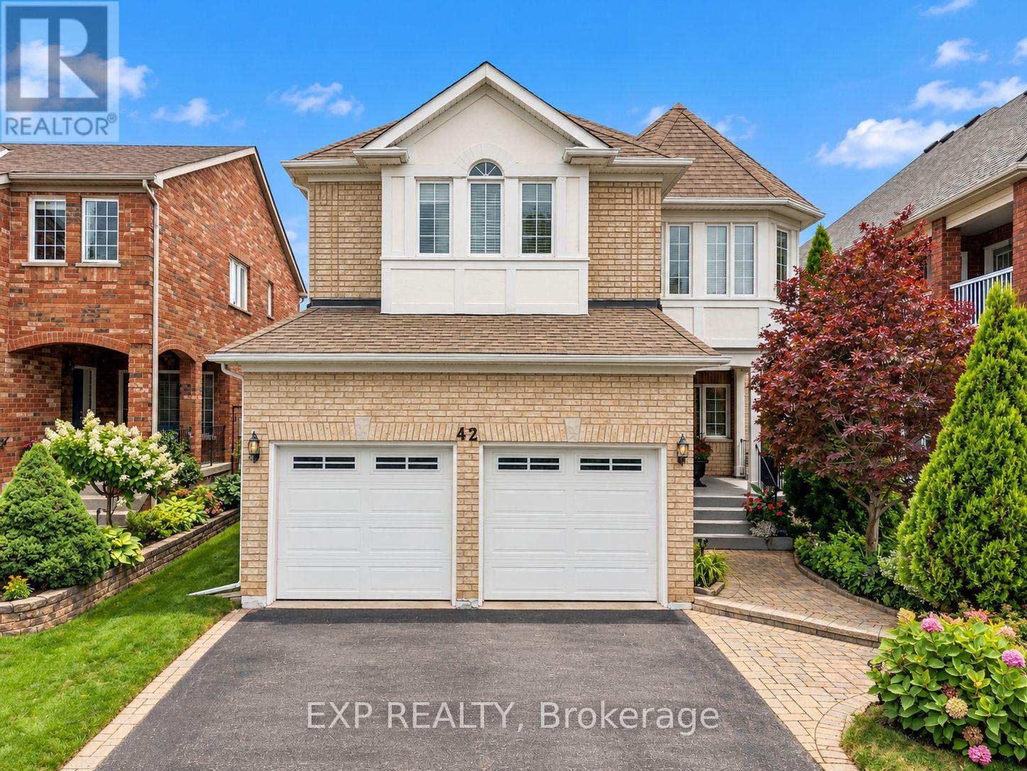 42 Kaitlin Drive, Richmond Hill, ON photo 2