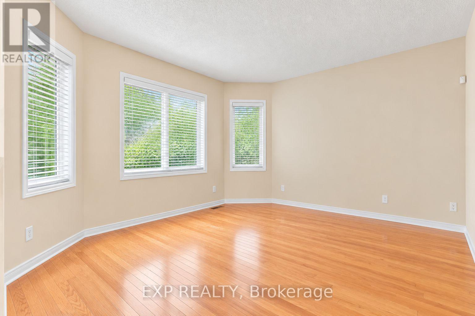 42 Kaitlin Drive, Richmond Hill, ON photo 21