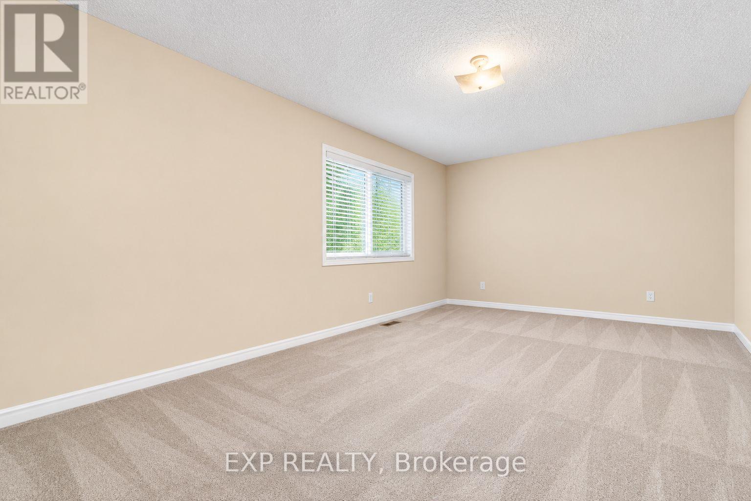 42 Kaitlin Drive, Richmond Hill, ON photo 23
