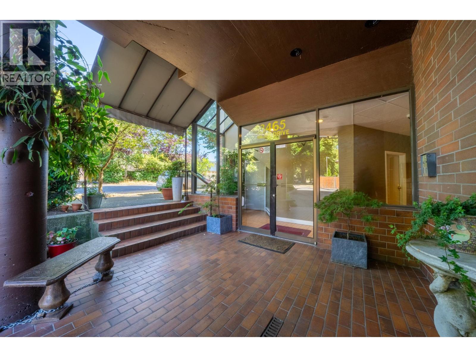 210 3465 GLEN DRIVE, Vancouver - Image 1