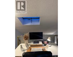 210 3465 Glen Drive, Vancouver, BC V5V4S5 Photo 6