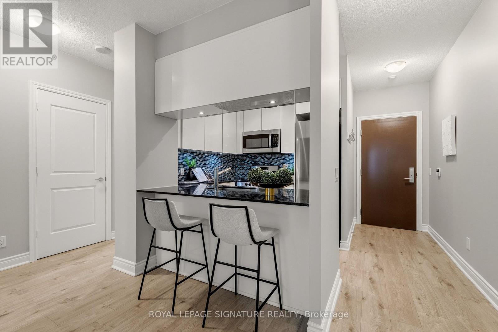 330- 80 Marine Parade Drive, Toronto, ON photo 12