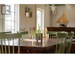 Primary Bedroom - 10449 Peggys Cove Road, Glen Margaret, NS B3Z3G9 Photo 8