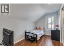 1276 Douglas Road, Burnaby, BC V5C4Z9 Photo 12
