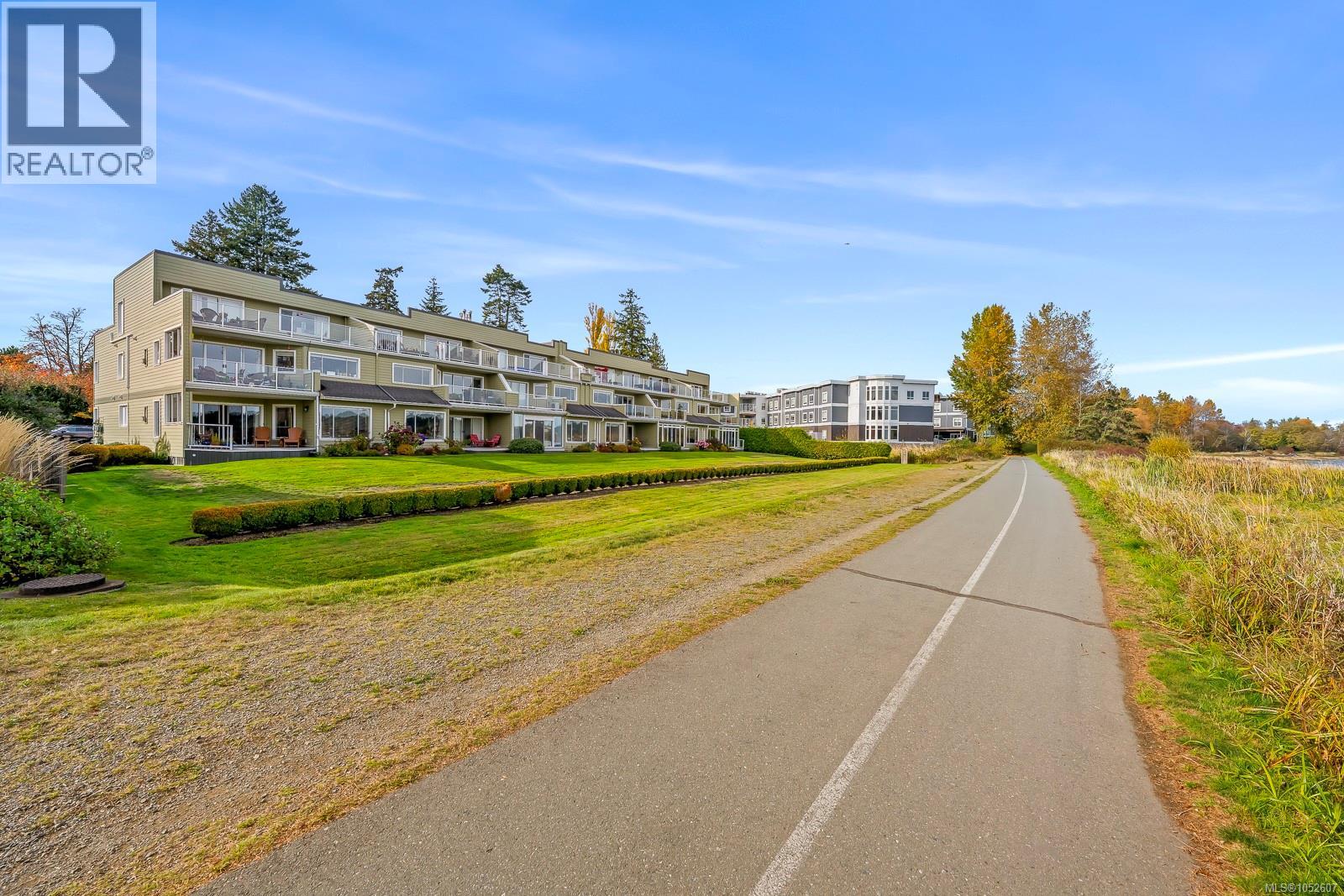 104 2970 Cliffe Ave, Courtenay - Image 1