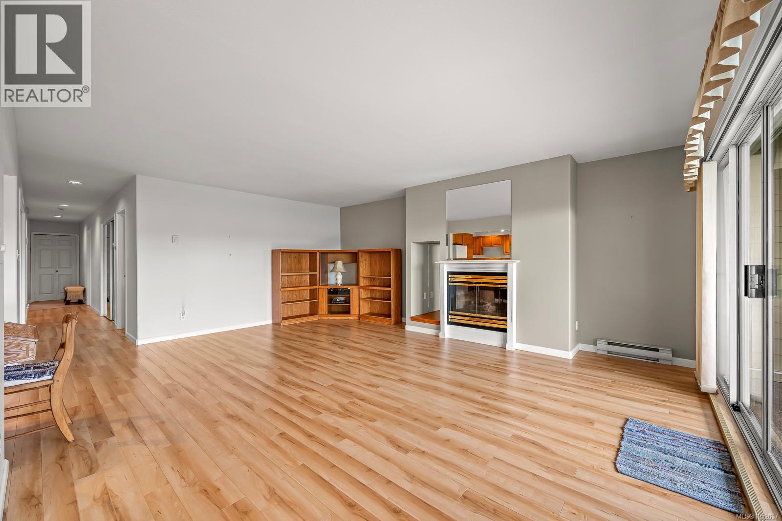 104 2970 Cliffe Ave, Courtenay - Image 1