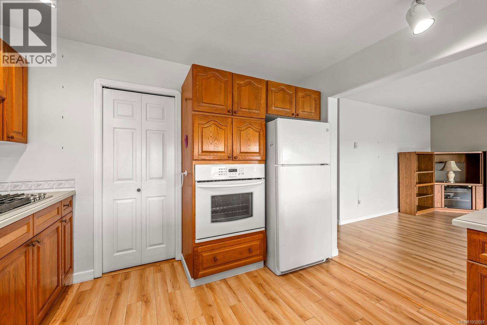 104 2970 Cliffe Ave, Courtenay - Image 1