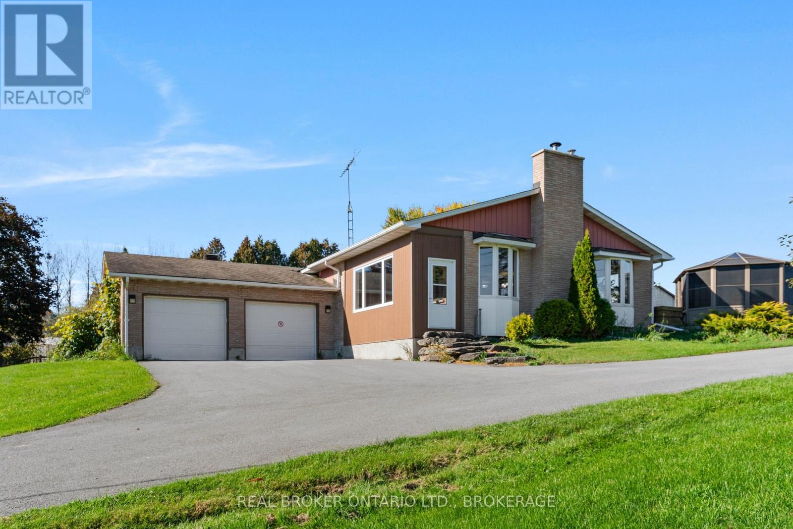 18749 PARAGON ROAD, South Glengarry