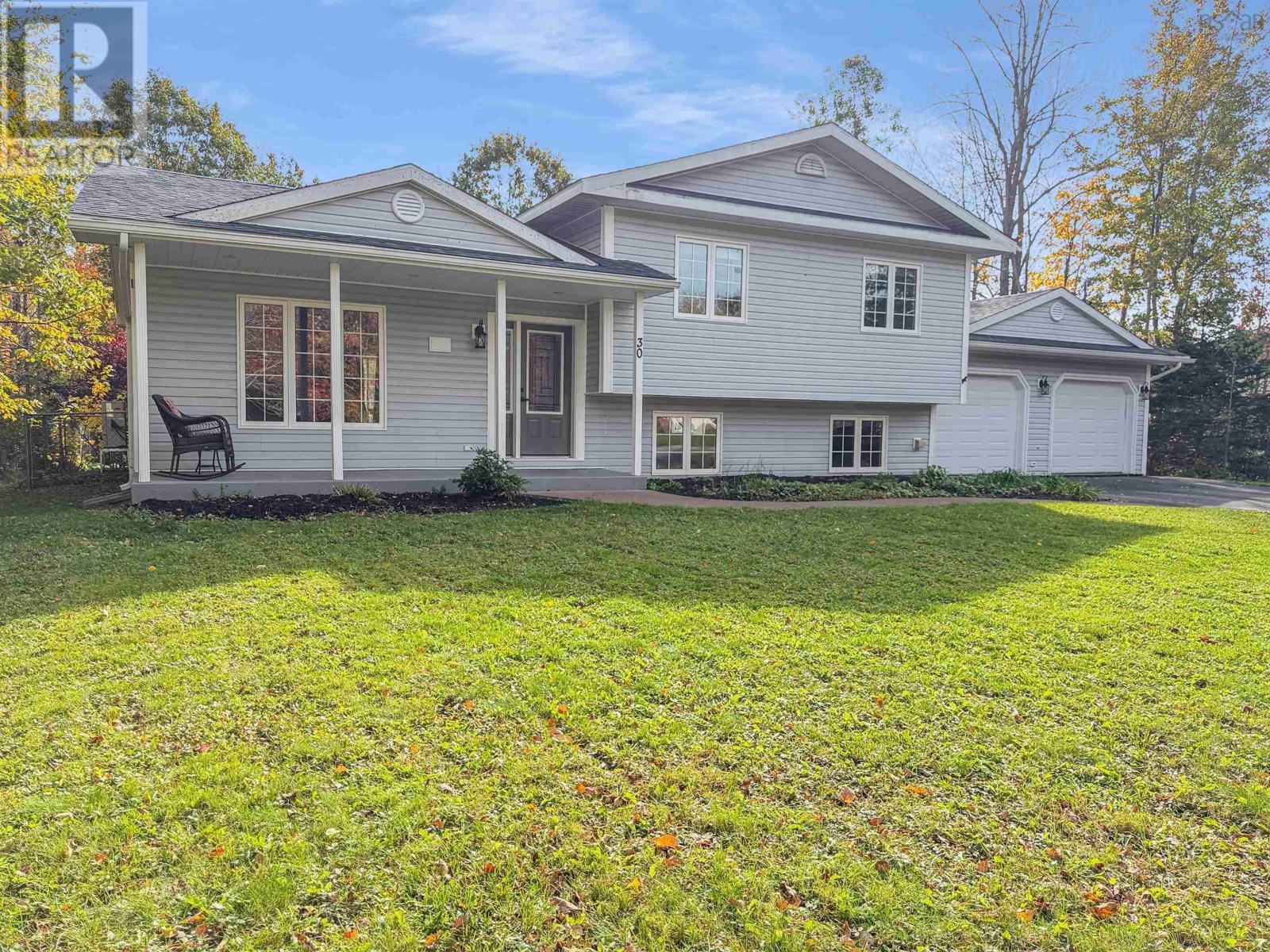 30 Westview photo 2