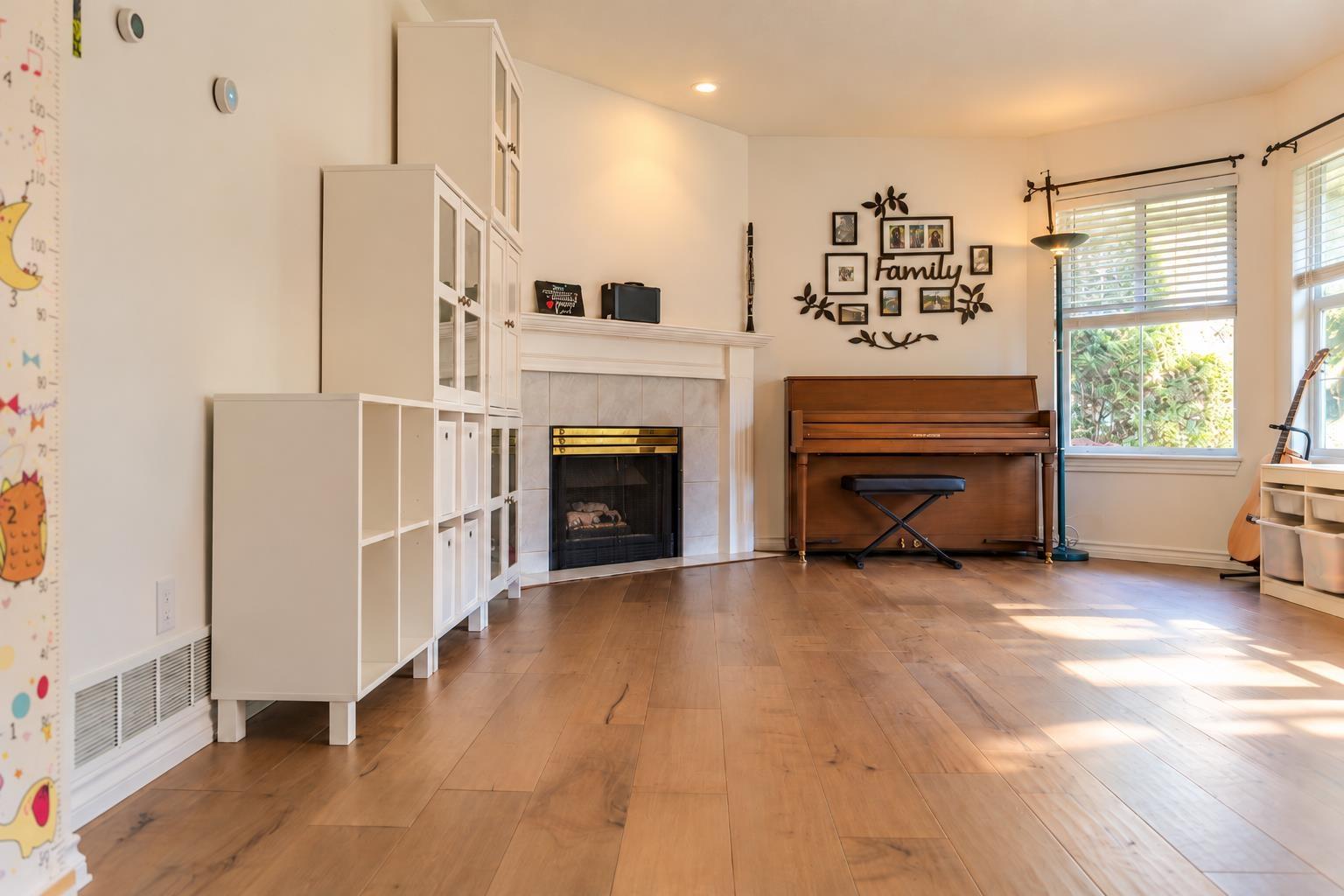 17 15860 82 AVENUE, Surrey - Image 1