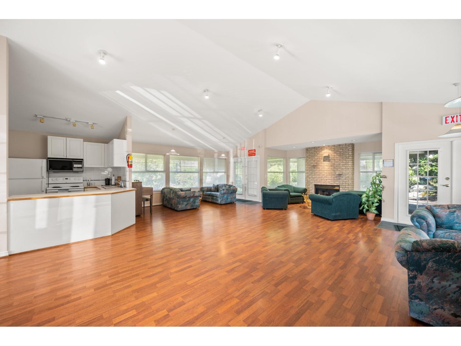 17 15860 82 AVENUE, Surrey - Image 1