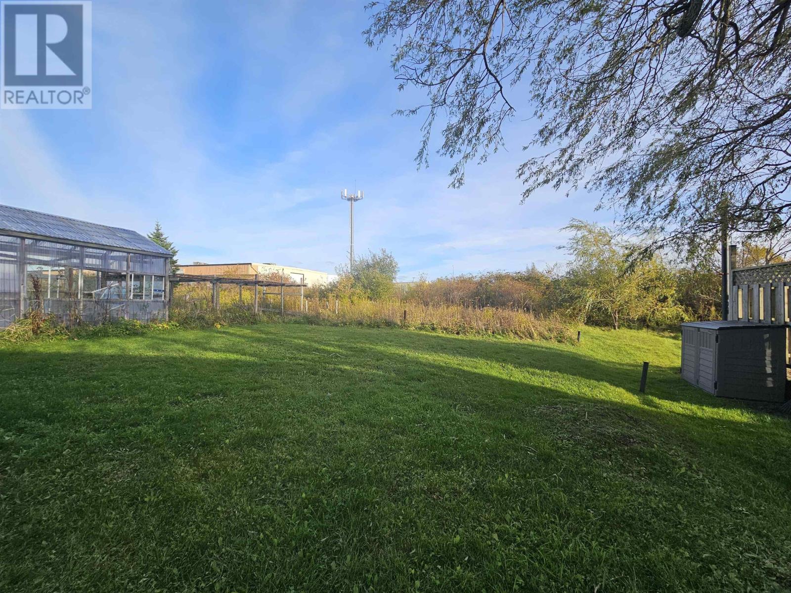 220 Lorne Street, photo 7