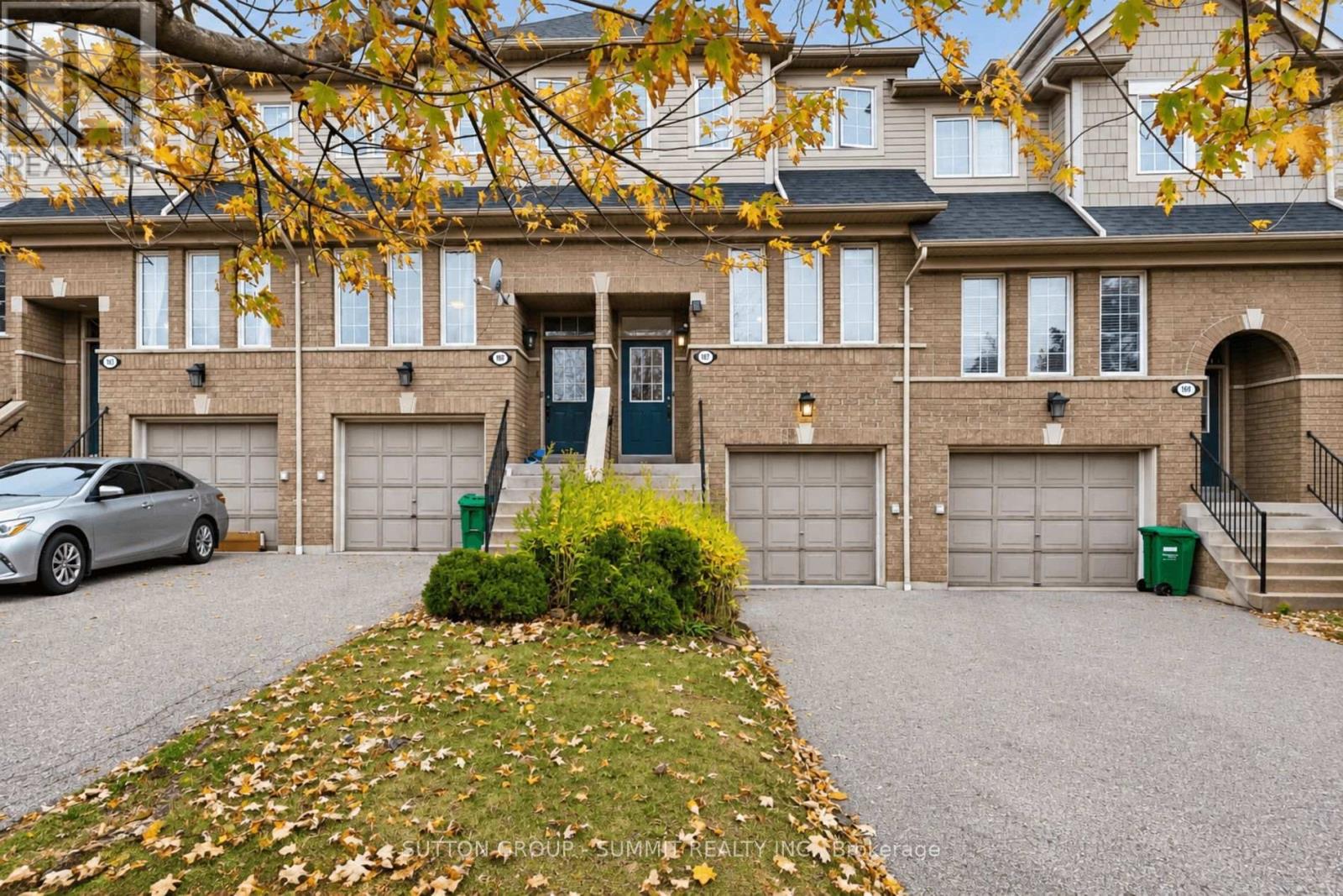 167 Trudeau Avenue East, Mississauga, ON photo 2