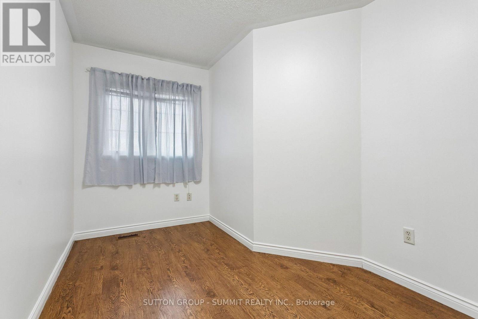 167 TRUDEAU AVENUE E - 24
