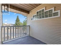 Bedroom - 162 Millbank Hill Sw, Calgary, AB T2Y2Z2 Photo 10