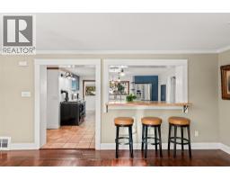 Sunroom - 863 Coronado Crescent, Kelowna, BC V1W2K3 Photo 12