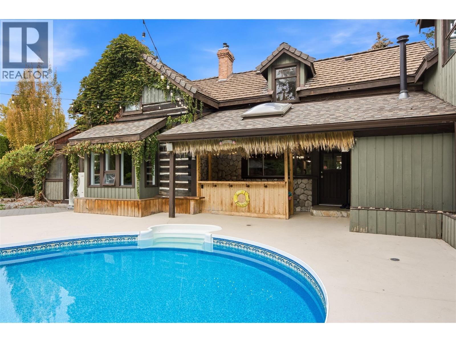 863 Coronado Crescent, Kelowna - Image 1
