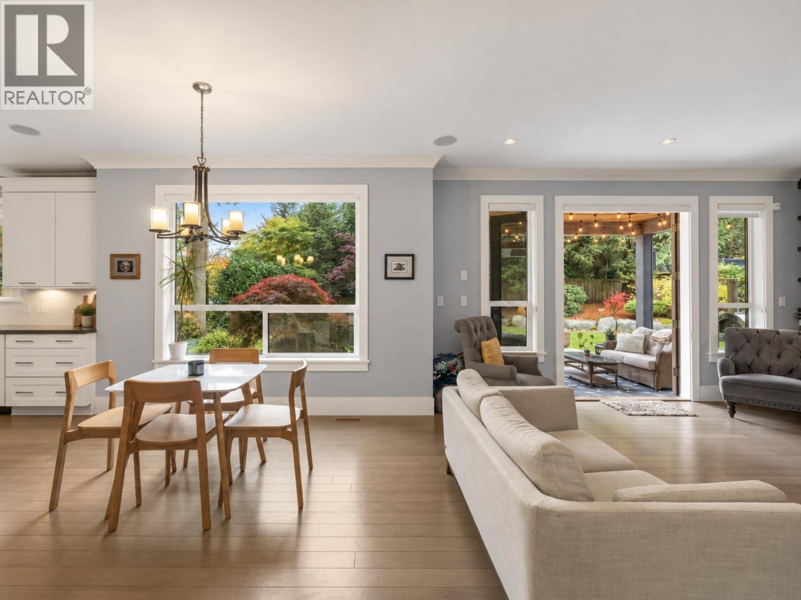 647 E OSBORNE ROAD, North Vancouver - Image 1