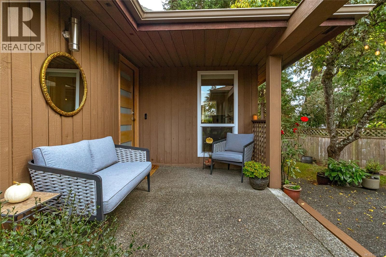 4413 Strom Ness Pl, Saanich - Image 1