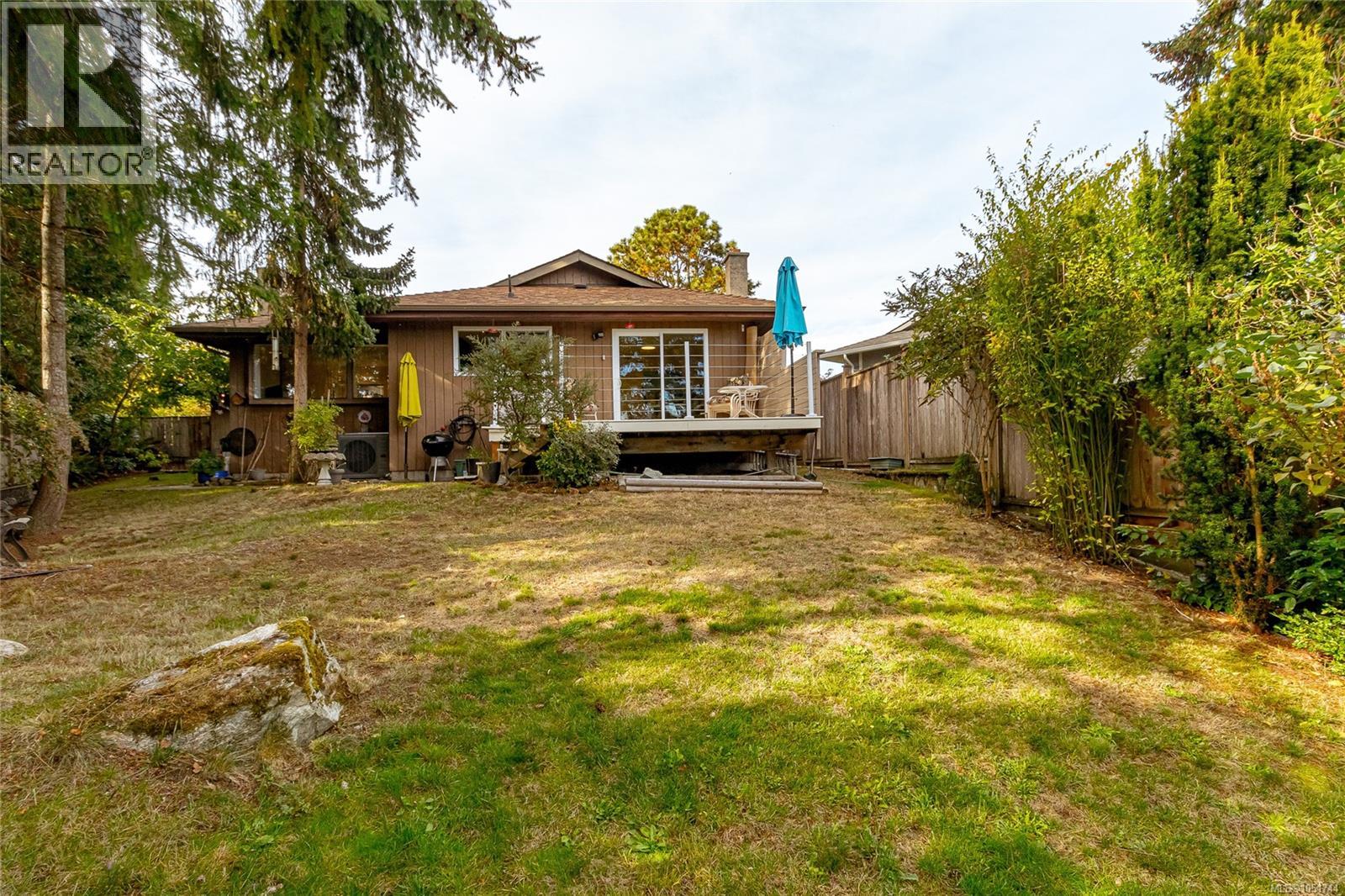 4413 Strom Ness Pl, Saanich - Image 1