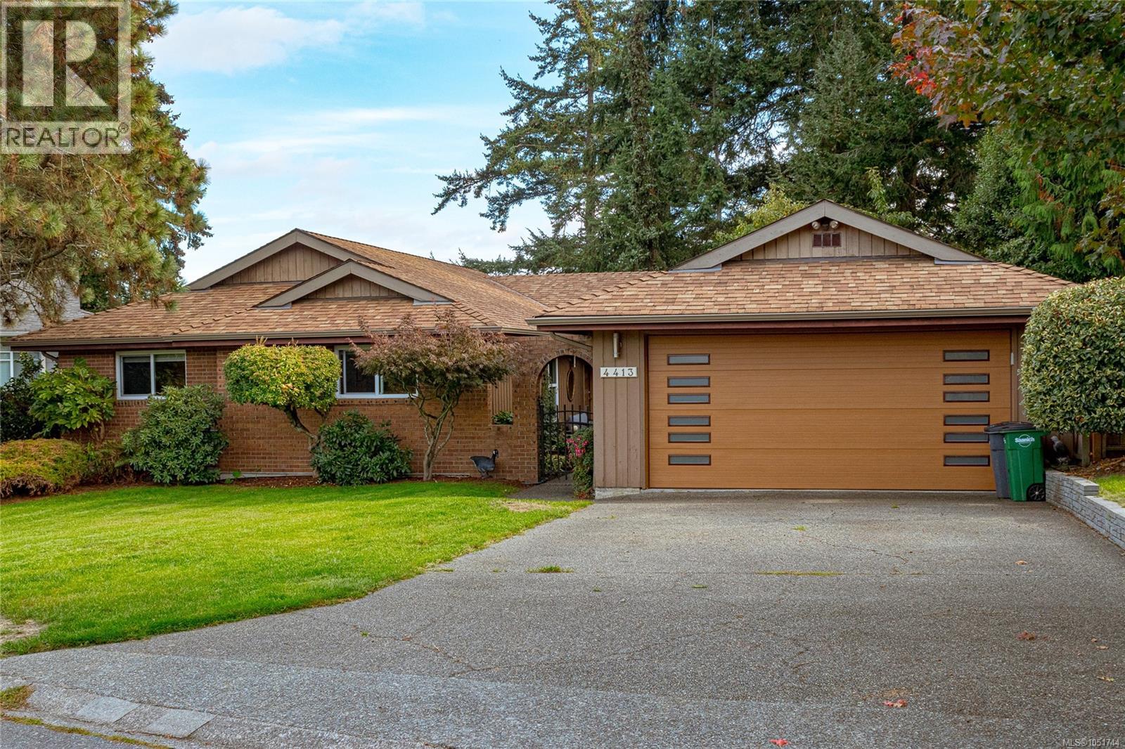 4413 Strom Ness Pl, Saanich - Image 1