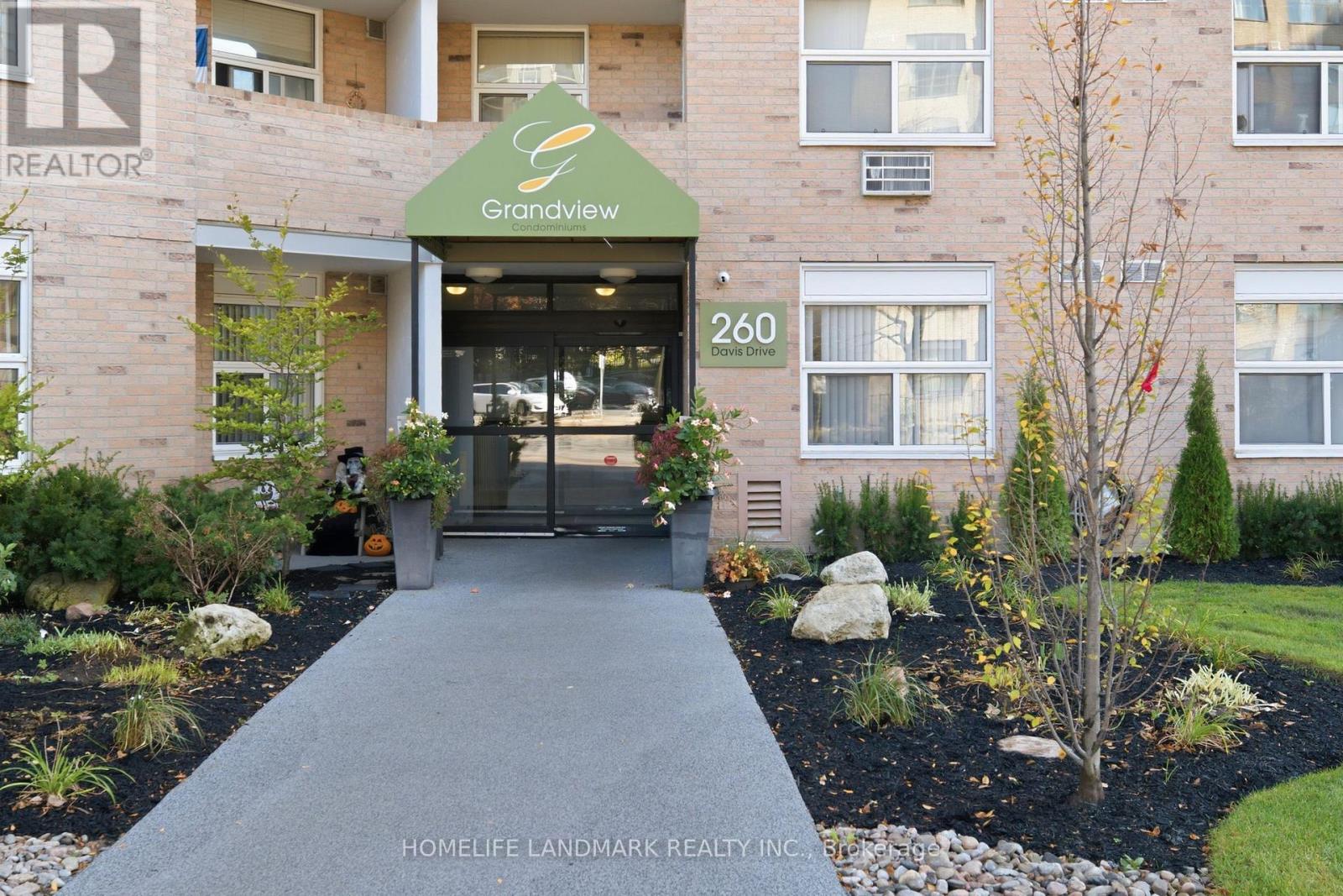 309 - 260 DAVIS DRIVE, Newmarket (Central Newmarket)