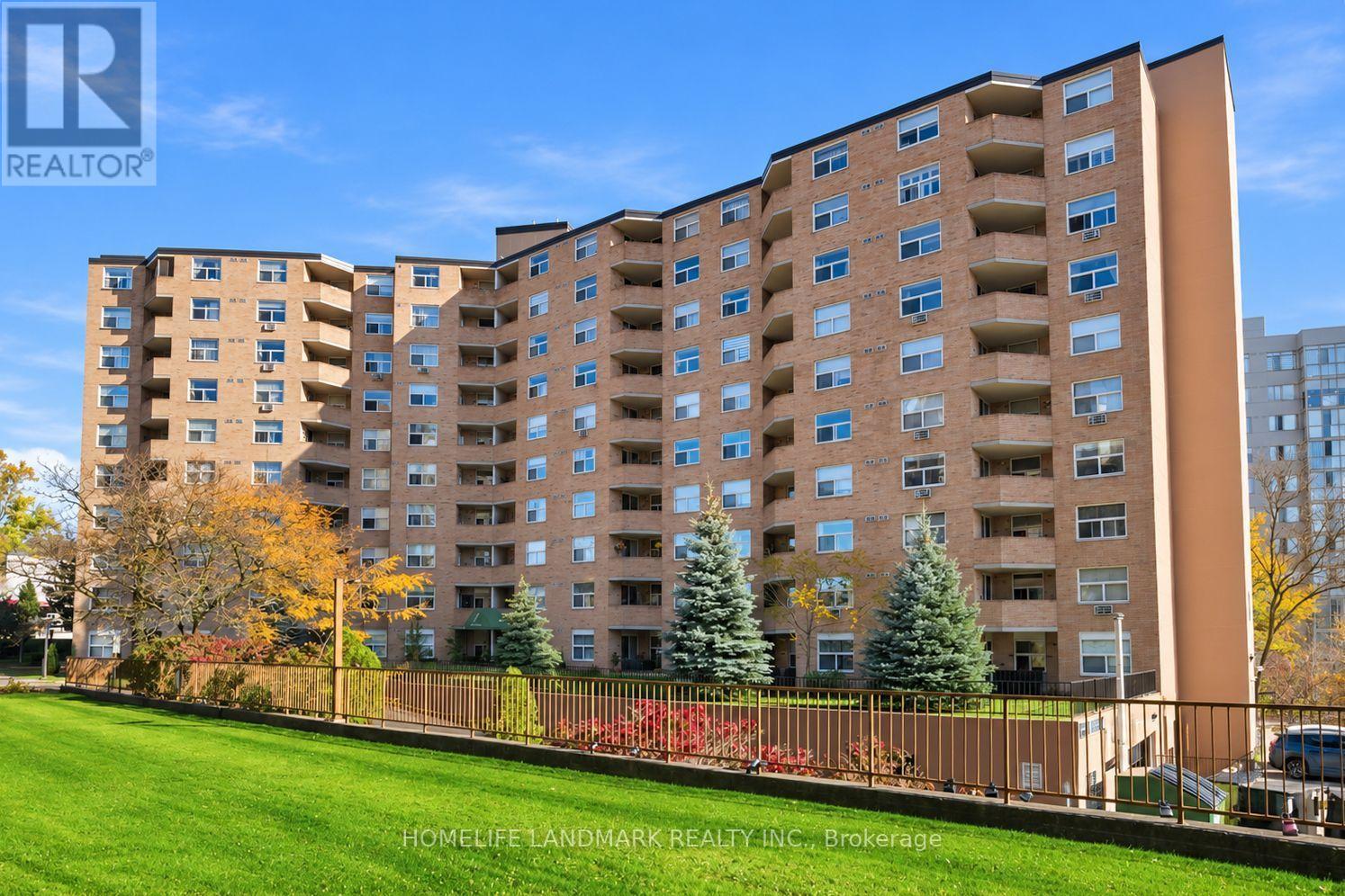 309- 260 Davis Drive, Newmarket, ON photo 31