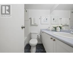 309 - 260 Davis Drive, Newmarket, ON L3Y7C3 Photo 22