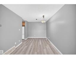 1190 Knottwood Rd E Nw, Edmonton, AB T6K3M3 Photo 15