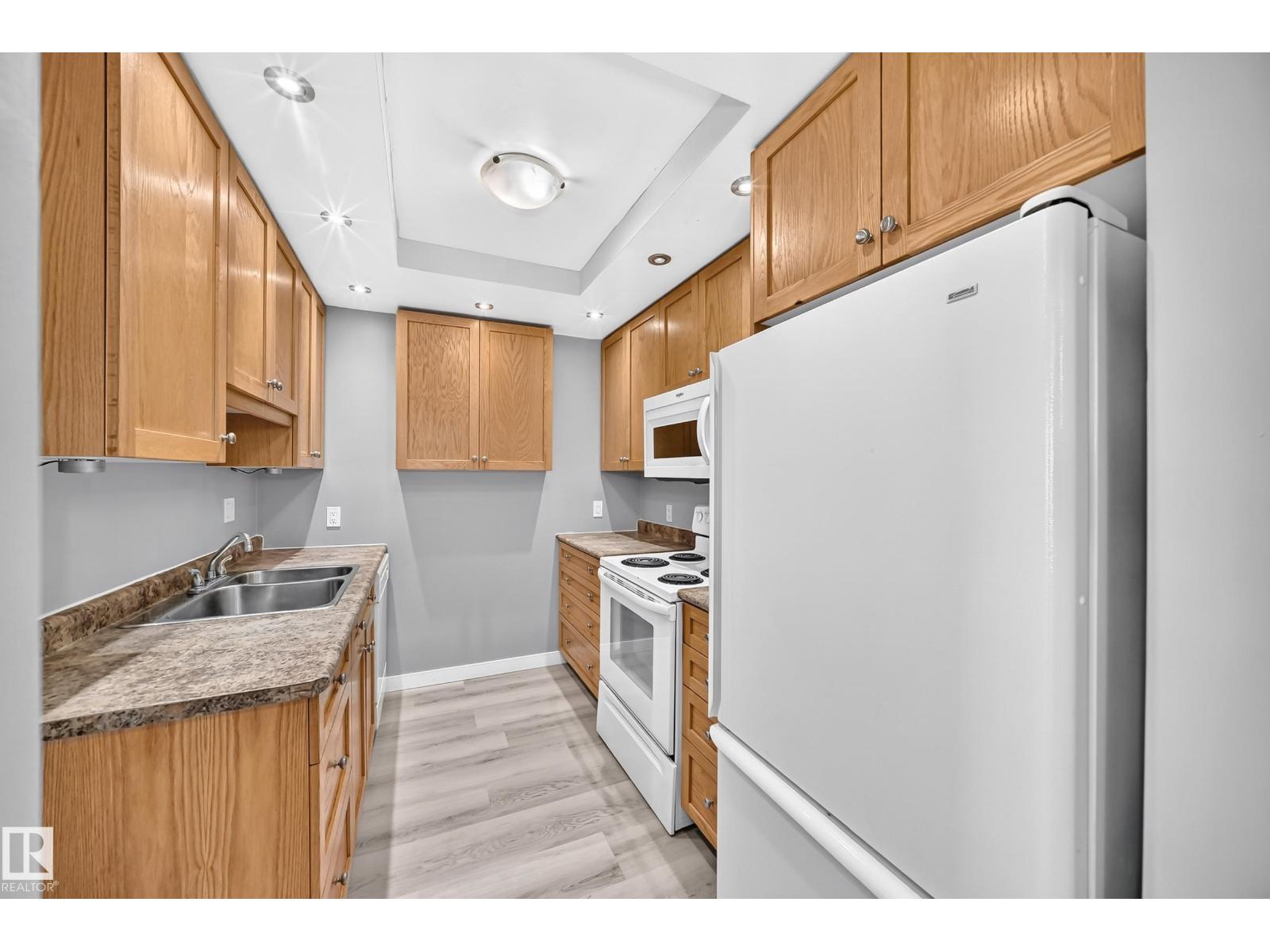 1190 Knottwood RD E NW, Edmonton — photo 9