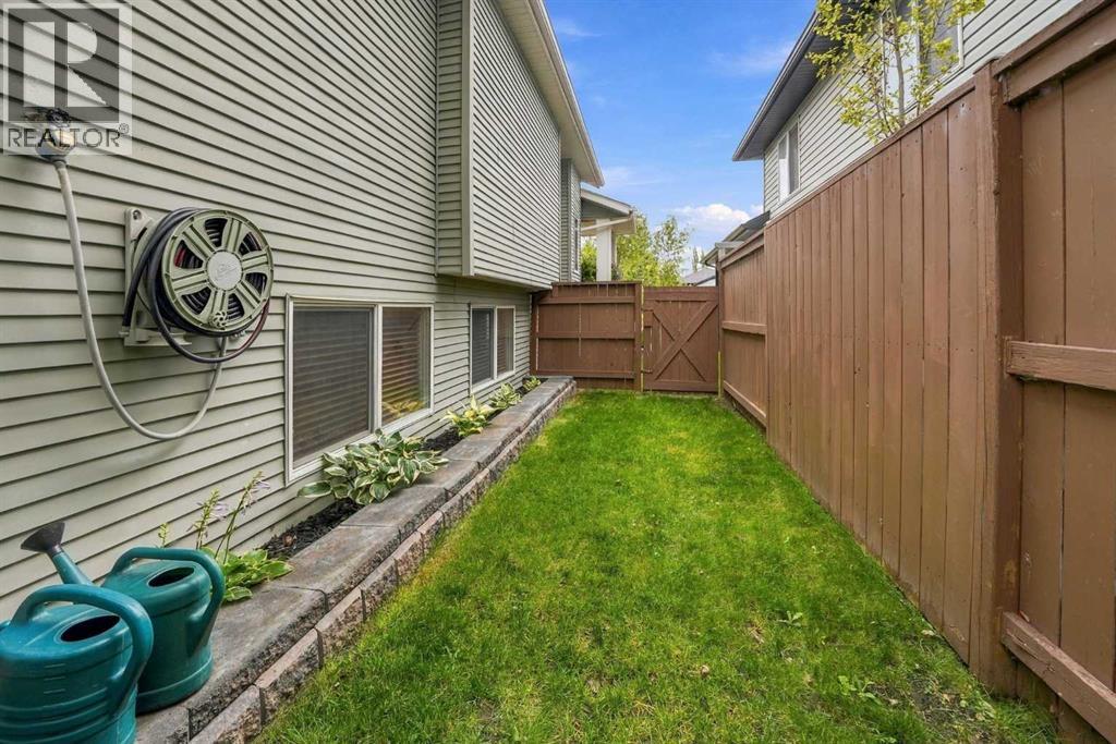 155 Webster Drive, Red Deer — photo 30