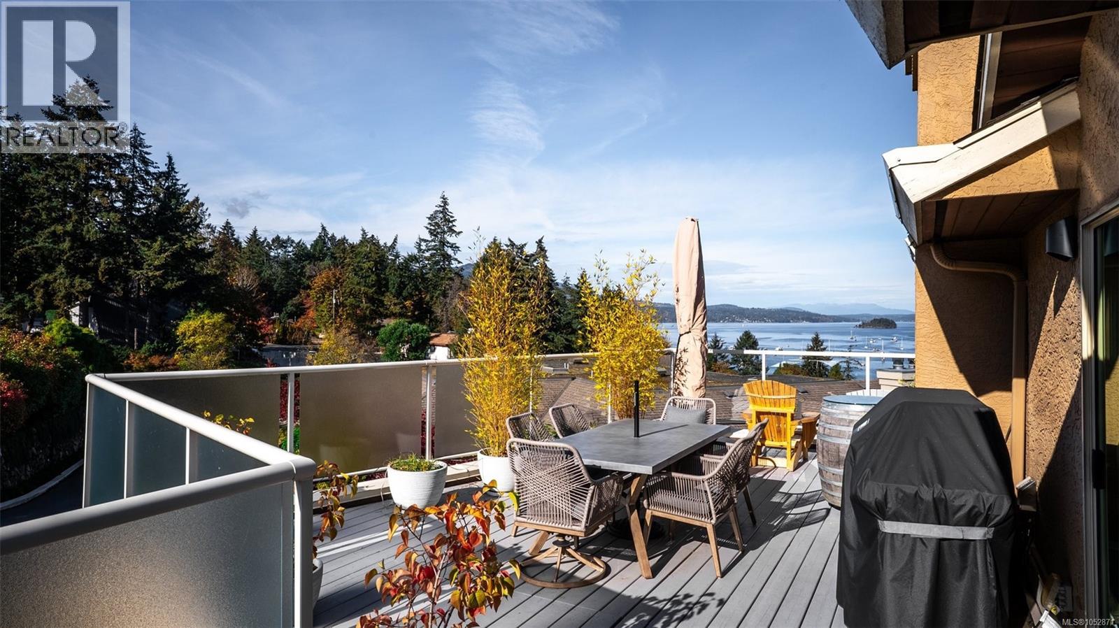 502 6880 Wallace Dr, Central Saanich - Image 1