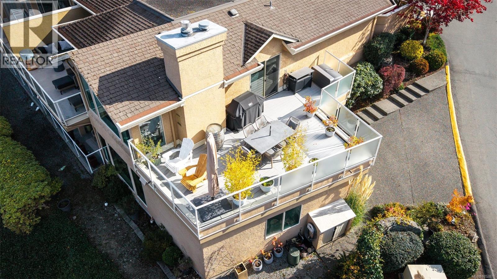 502 6880 Wallace Dr, Central Saanich - Image 1