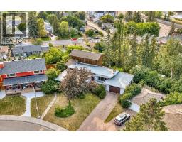 Laundry room - 15 Glenview Drive Sw, Calgary, AB T3E4H4 Photo 9
