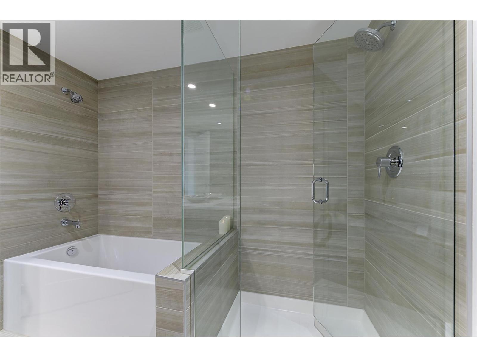 401 485 Groves Avenue, Kelowna